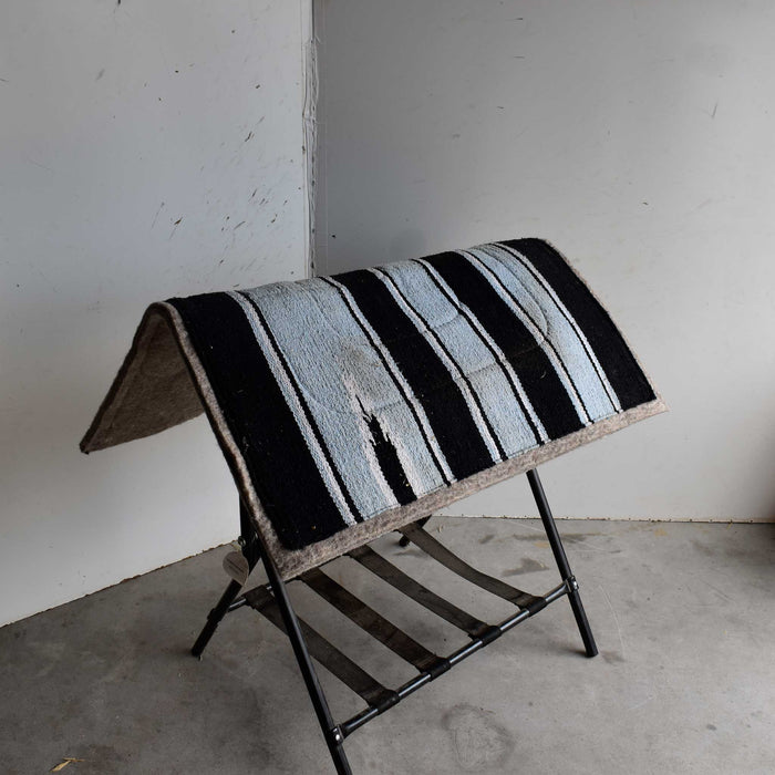 Lightly Used Geometric Saddle Pad Sale Barn Teskeys