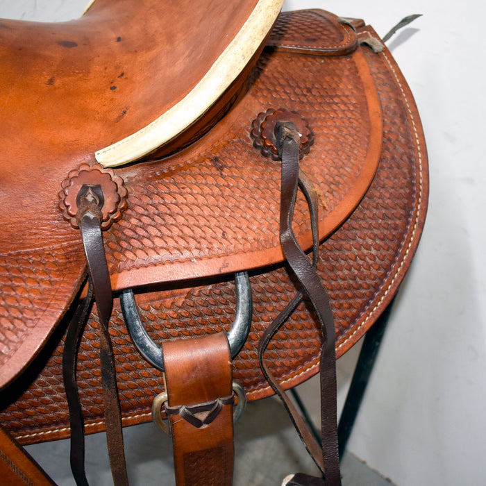 Used 16" Rider Saddle Sale Barn misc