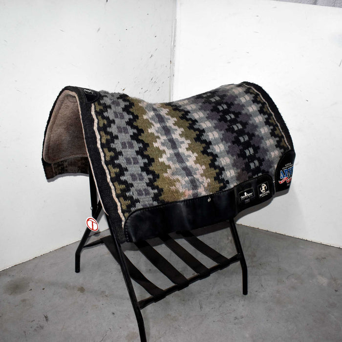 Used Classic Equine Zone Series Saddle Pad Sale Barn Classic Equine