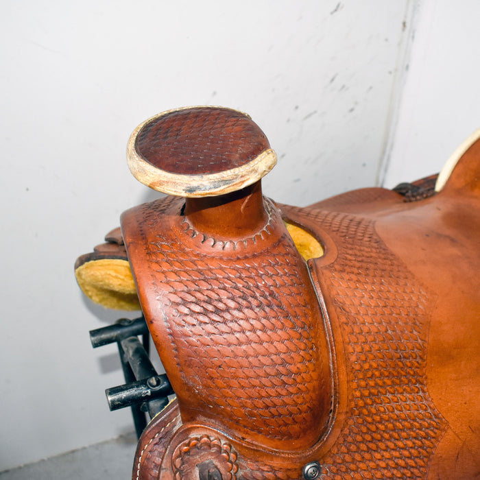 Used 16" Rider Saddle Sale Barn misc