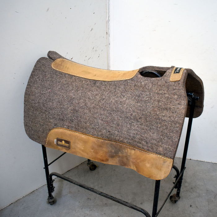 Used Classic Equine 100% Felt Saddle Pad Sale Barn Classic Equine