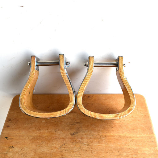 Like NEW Monel Stirrups Sale Barn Classic Equine