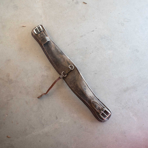 Used CHS 32" Cinch Sale Barn Cow Horse Supply