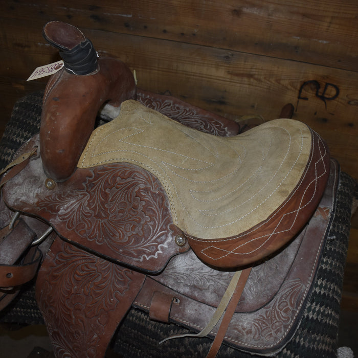 Used 11.5" Pony Non-Rider Saddle Sale Barn misc