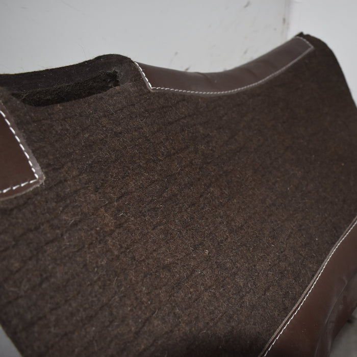 NEW Teskey's Brown Wool Barrel Saddle Pad