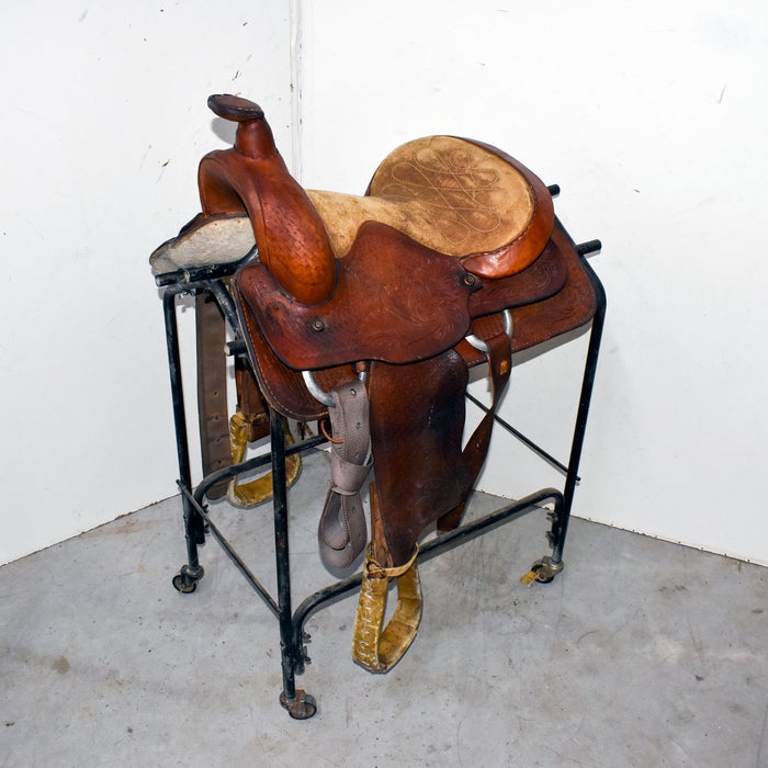 Used 14.5" Saddle Sale Barn misc