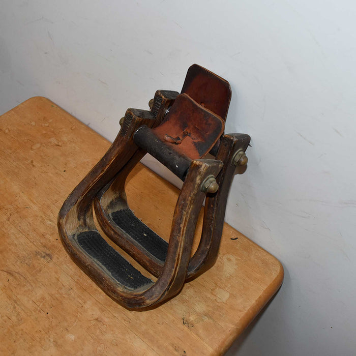 Used Nettles Wooden Stirrups With Grips Sale Barn Nettles