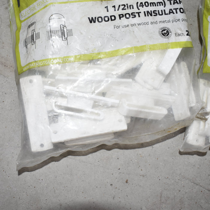 NEW Discontinued Patriot 1 1/2"in Tape Wood Post Insulator 25pk Bundle Of 2 Sale Barn Patriot