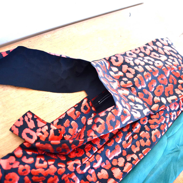 NEW Assorted Tail Bags Set Of 2