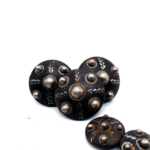 Used 1.5" And 1" Concho Set Of 5 Sale Barn Teskey's