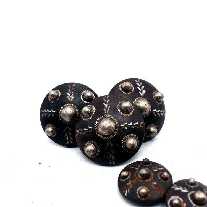 Used 1.5" And 1" Concho Set Of 5 Sale Barn Teskey's