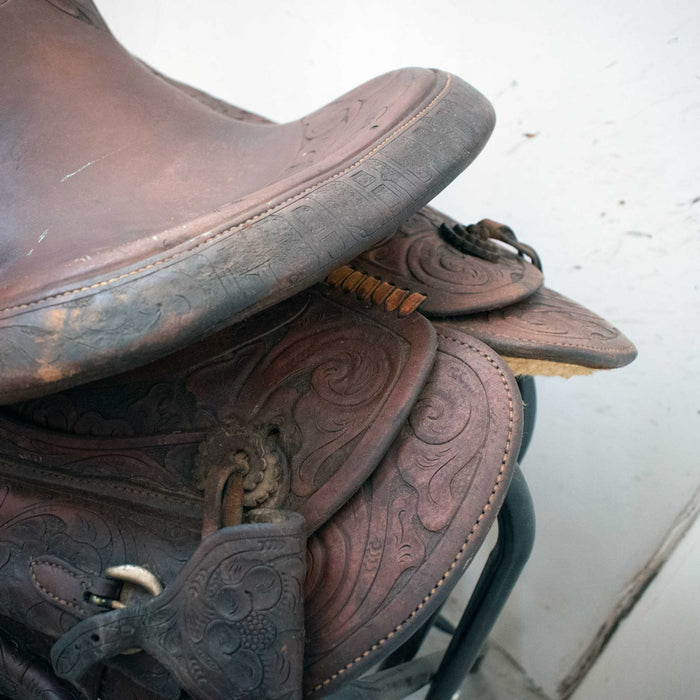 Used 15" Maddox Non-Rider Decor Only Saddle Sale Barn Maddox