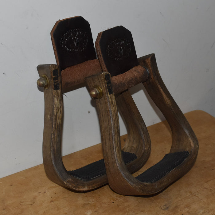 Lightly Used Nettles Wooden Stirrups With Grips Sale Barn Nettles