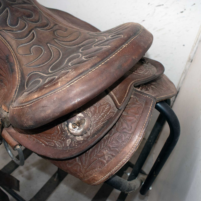 Used 15" Non-Rider Decor Only Saddle Sale Barn misc