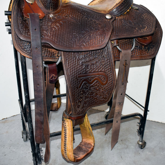 Used 13.5" Rider Saddle Sale Barn misc