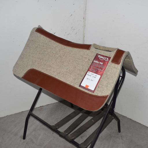 NEW Teskey's Tan All Around Wool Saddle Pad Sale Barn Teskey's