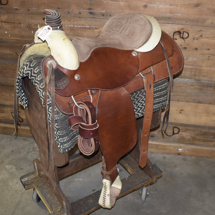 Used 17" Circle T Saddlery Rider Saddle Sale Barn Circle T Saddlery