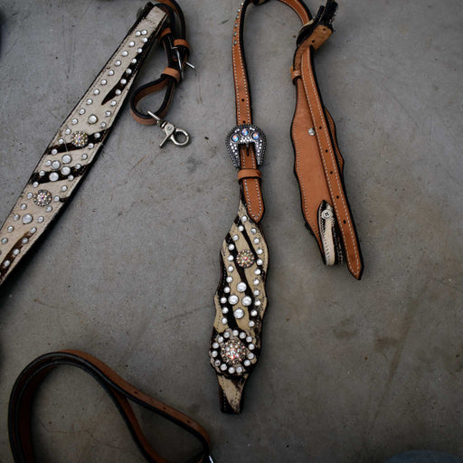 Used Rhinestone Zebra Breast Collar With Matching Noseband Rope Halter & One Ear Headstall Sale Barn misc
