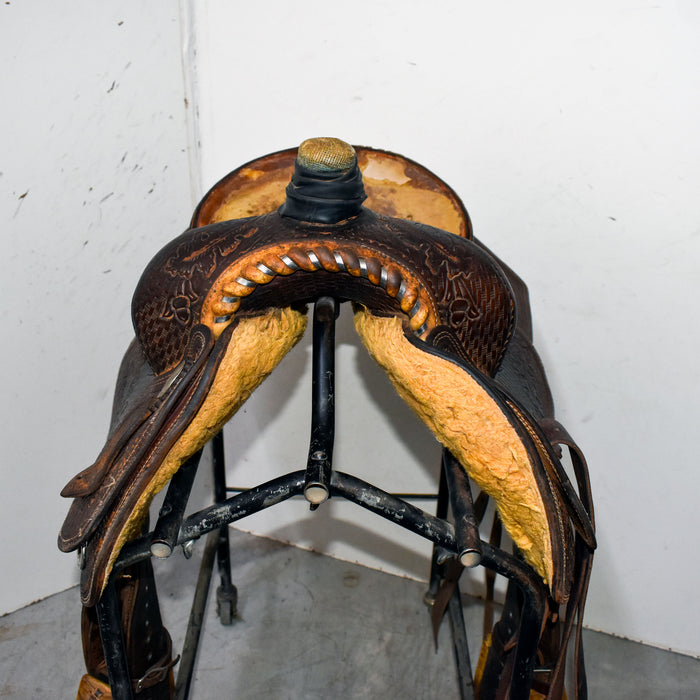 Used 13.5" Rider Saddle Sale Barn misc