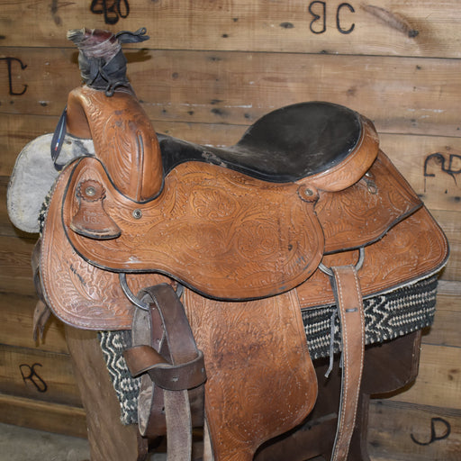 Used 15.5" Non-Rider Saddle Sale Barn misc