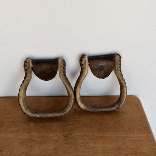 Used Rawhide Flat Bottom Oxbow Stirrups Sale Barn Teskey's