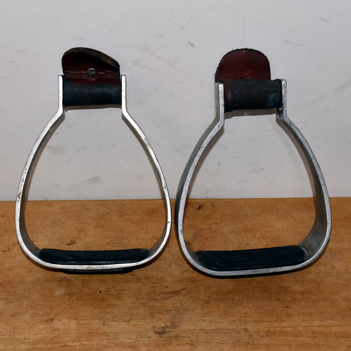 Used Metal Stirrups With Grips Sale Barn misc