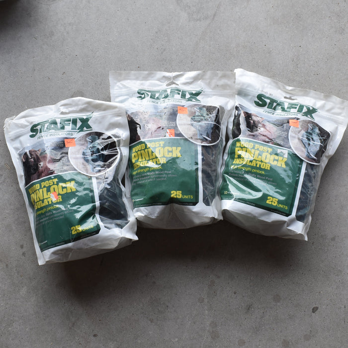 NEW Discontinued Patriot Wood Post Pinlock Insulator 25pk Bundle Of 3 Sale Barn Patriot