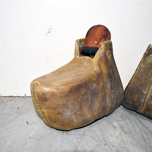 Used Tapaderos Sale Barn misc