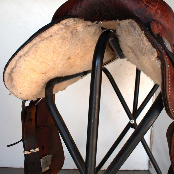 Used 15" J Black Rider Saddle Sale Barn MISC