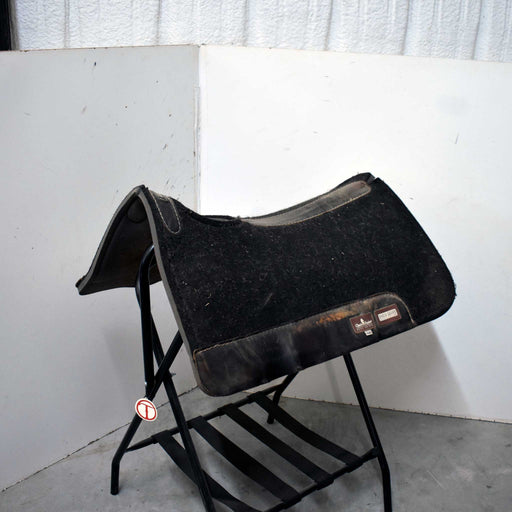 Used Classic Equine Shock Guard Saddle Pad Sale Barn Classic Equine