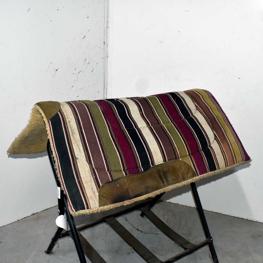 Used Geometric Saddle Pad Sale Barn misc