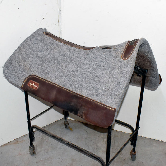 Used Classic Equine Wool Felt Saddle Pad Sale Barn Classic Equine