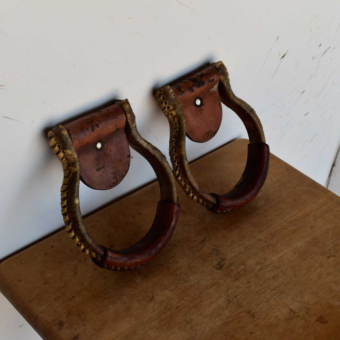 Used Rawhide Oxbow Stirrups Sale Barn Teskey's