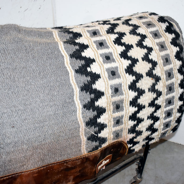 Used Classic Equine ESP Contoured Saddle Pad Sale Barn Classic Equine
