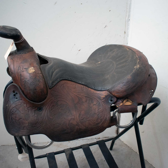 Used 15" Rogers Saddlery Non-Rider Decor Only Saddle Sale Barn Rogers Saddlery