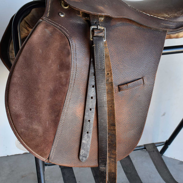 Used English 15.5" Rider Saddle Sale Barn Teskeys