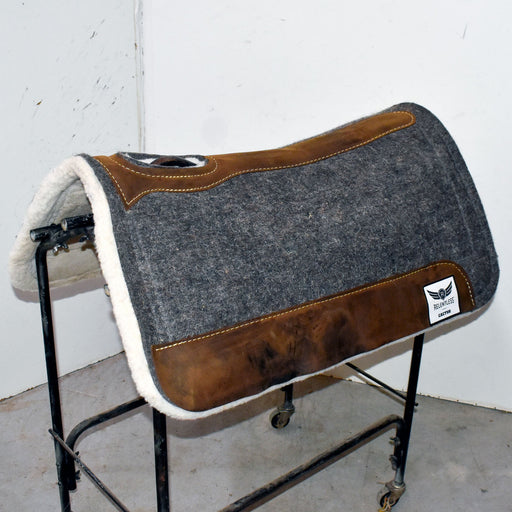 Used Relentless Saddle Pad Sale Barn RELENTLESS