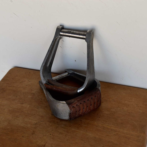 Used Classic Equine Metal Stirrups Sale Barn Classic Equine