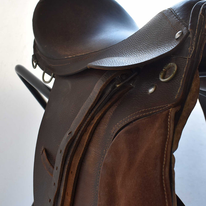 Used English 15.5" Rider Saddle Sale Barn Teskeys
