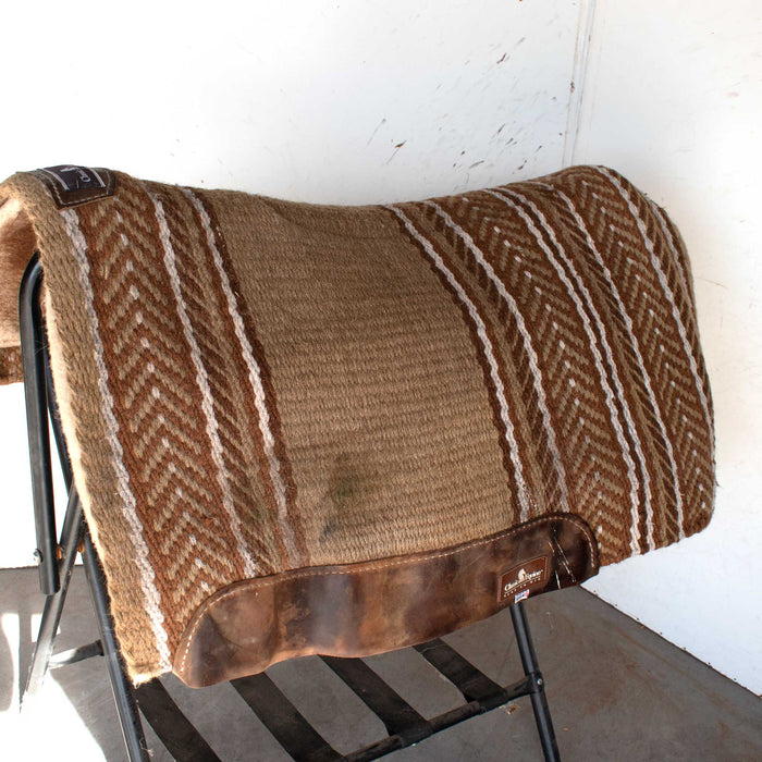 Used Classic Equine Saddle Pad Sale Barn Classic Equine