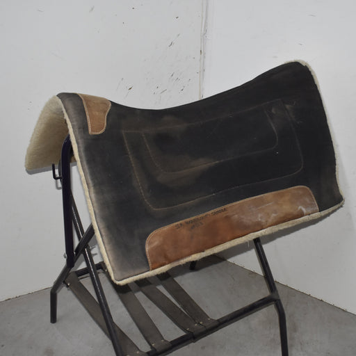 Used Black Saddle Pad Sale Barn misc
