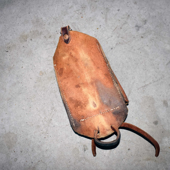 Used Light Oil Saddle Pouch Sale Barn Misc