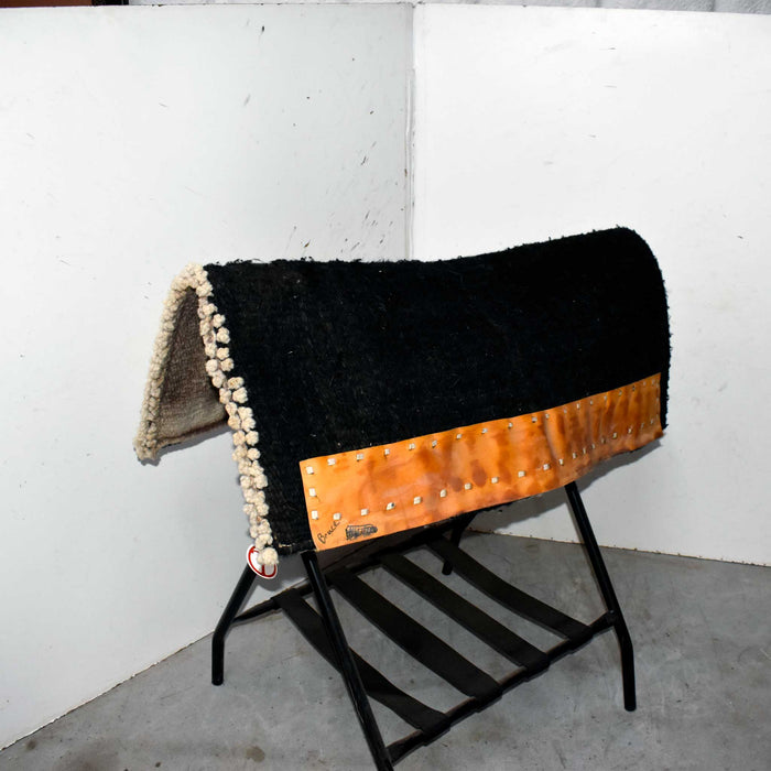 Used Black Saddle Blanket Sale Barn misc