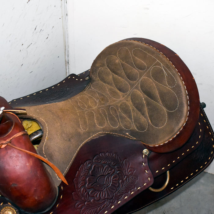 Used 16" Rider Saddle Sale Barn misc