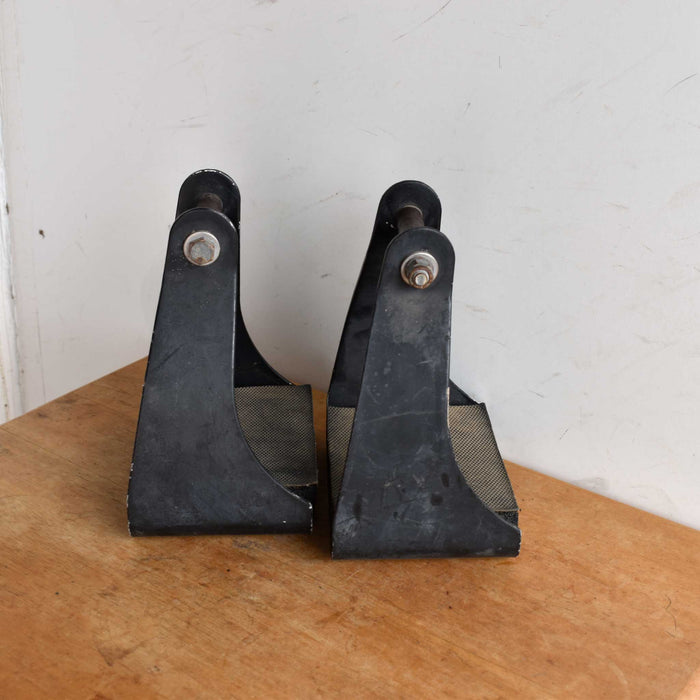 Used Aluminum Trail Stirrups With Cushion Sale Barn Teskey's