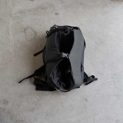 Like NEW Osprey Farpoint 40 Travel Bag Sale Barn Osprey
