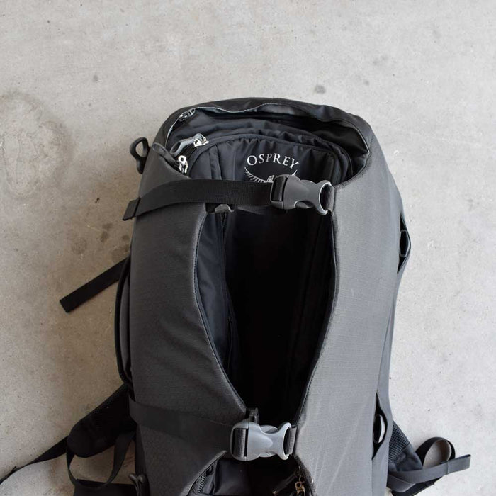 Like NEW Osprey Farpoint 40 Travel Bag Sale Barn Osprey