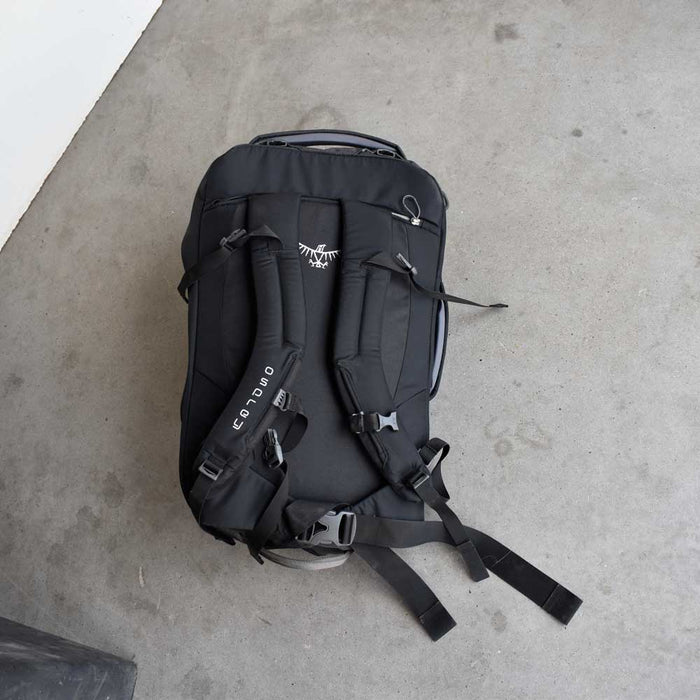 Like NEW Osprey Farpoint 40 Travel Bag Sale Barn Osprey