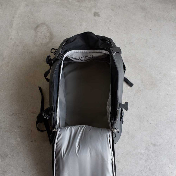 Like NEW Osprey Farpoint 40 Travel Bag Sale Barn Osprey