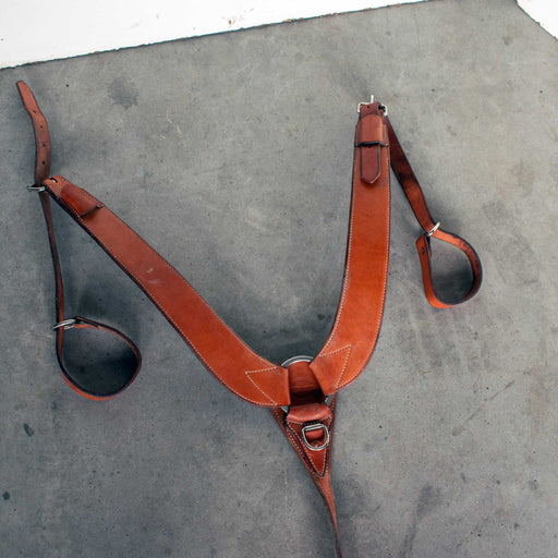 Barely Used Teskey's Pulling Collar Sale Barn Teskey's